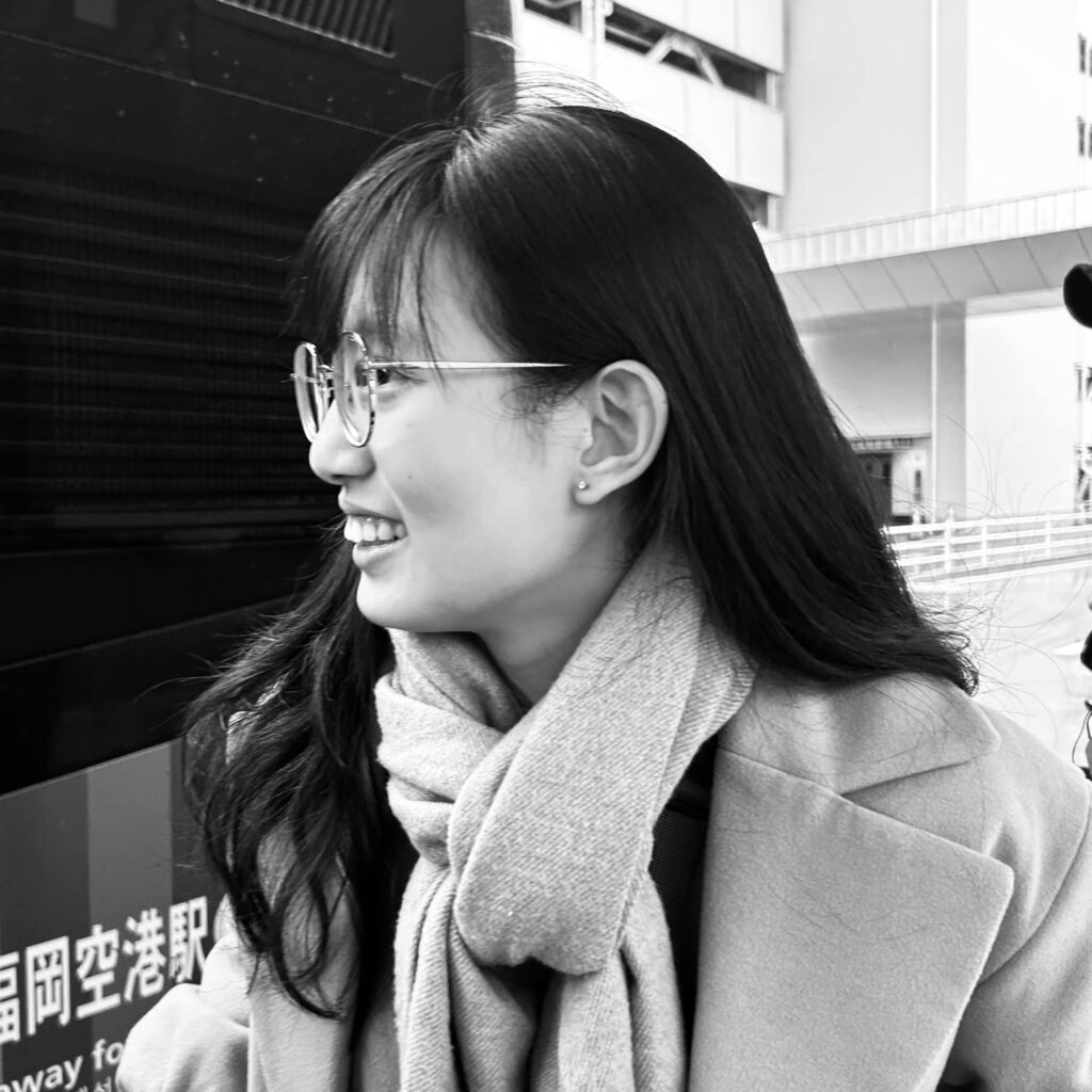 陳彥彤 Yen-Tong Chen